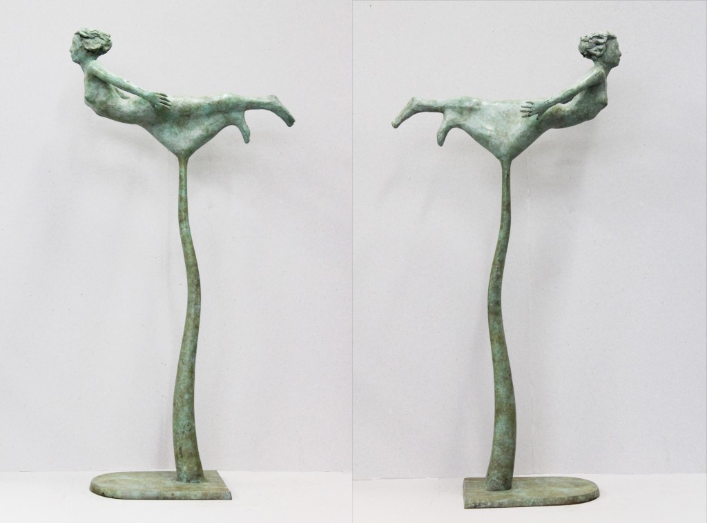 Title; ”Fury 4”. Medium: Bronze. Year: 2012. Size in inches; 30 x 7 x 20. Size in centimeters: 75 x 17 x 50. Edition: Unique. 